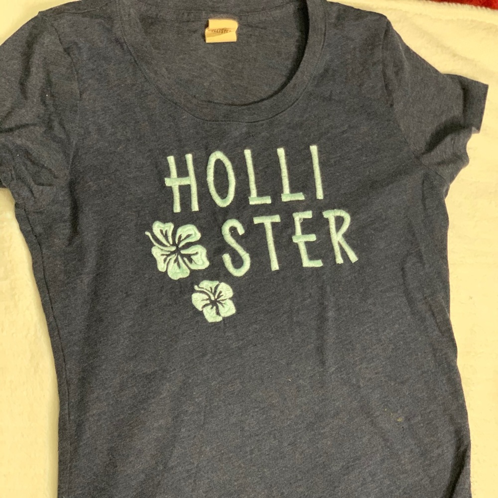 Hollister shirt
